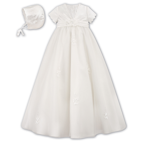 Sarah Louise Christening Gown & Bonnet – 1081